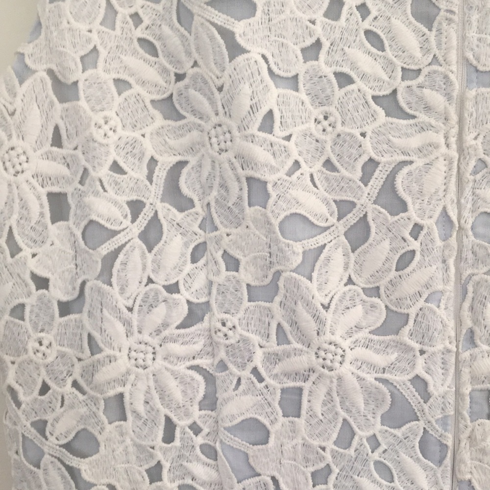 Dress - Picture 5 of 5